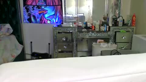 Snapshot of pretty69queen chatting on 02-19-25, 03:50 Yasmine pretty online show from 02-19-25, 03:50