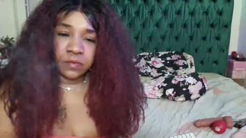 Snapshot of pretty69queen chatting on 02-02-26, 04:22 Yasmine pretty online show from 02-02-26, 04:22