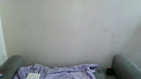 Snapshot of pretty69queen chatting on 02-05-26, 12:48 Yasmine pretty online show from 02-05-26, 12:48