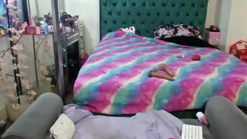 Snapshot of pretty69queen chatting on 02-19-26, 07:26 Yasmine pretty online show from 02-19-26, 07:26