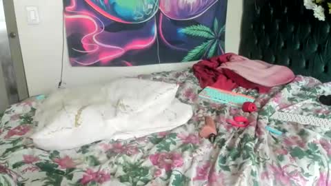 Yasmine pretty online show from 04-29-26, 04:33