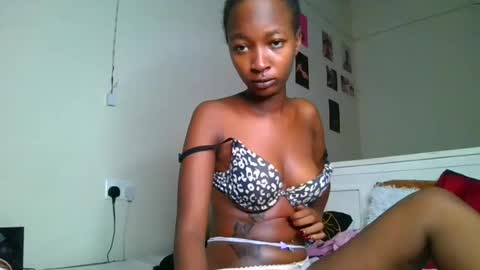 pretty__lisa online show from 07-07-26, 01:41