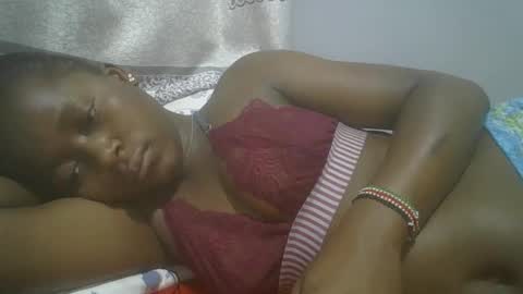 Snapshot of pretty_abella chatting on 01-31-25, 06:57 abella online show from 01-31-25, 06:57