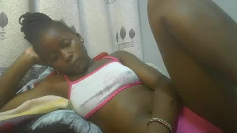 Snapshot of pretty_abella chatting on 02-03-25, 12:03 abella online show from 02-03-25, 12:03