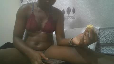 Snapshot of pretty_abella chatting on 02-17-25, 07:26 abella online show from 02-17-25, 07:26