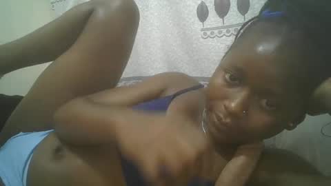 Snapshot of pretty_abella chatting on 02-21-25, 06:37 abella online show from 02-21-25, 06:37