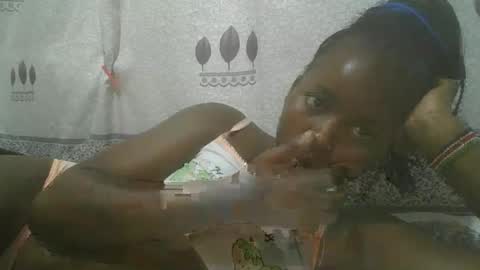 Snapshot of pretty_abella chatting on 02-22-25, 06:30 abella online show from 02-22-25, 06:30