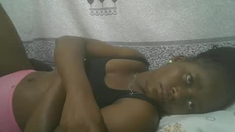 Snapshot of pretty_abella chatting on 02-27-25, 05:04 abella online show from 02-27-25, 05:04