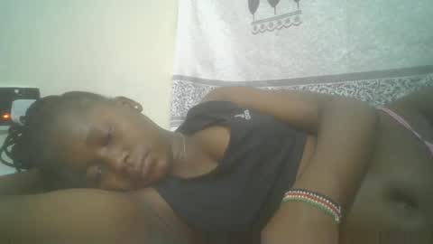 Snapshot of pretty_abella chatting on 03-05-25, 10:00 abella online show from 03-05-25, 10:00