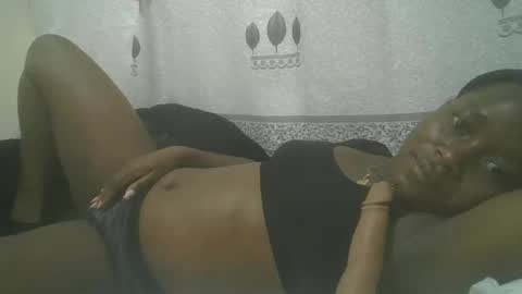 Snapshot of pretty_abella chatting on 03-11-25, 01:01 abella online show from 03-11-25, 01:01