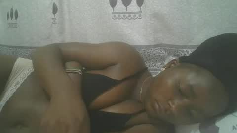 Snapshot of pretty_abella chatting on 03-12-25, 02:01 abella online show from 03-12-25, 02:01