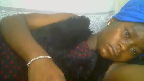 Snapshot of pretty_abella chatting on 10-04-25, 08:29 abella online show from 10-04-25, 08:29