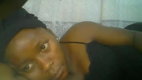 Snapshot of pretty_abella chatting on 10-06-25, 09:45 abella online show from 10-06-25, 09:45