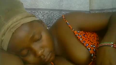 Snapshot of pretty_abella chatting on 10-11-25, 02:37 abella online show from 10-11-25, 02:37