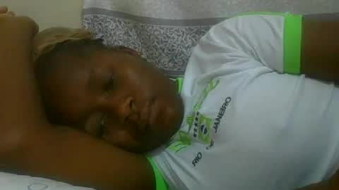 Snapshot of pretty_abella chatting on 10-19-25, 07:42 abella online show from 10-19-25, 07:42
