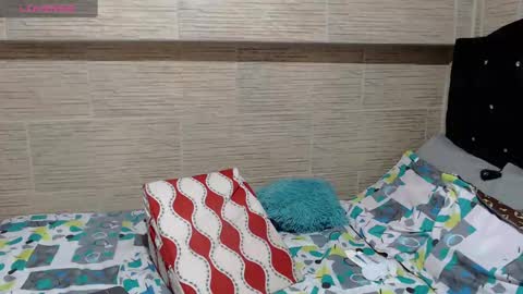 pretty_cristal22 online show from 03-05-25, 12:38