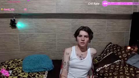 pretty_cristal22 online show from 03-10-25, 12:18