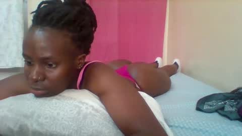 pretty_darya online show from 02-05-25, 07:50