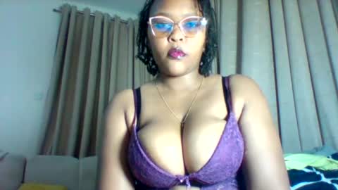 Snapshot of pretty_dee1 chatting on 07-29-26, 03:48 pretty_dee1 online show from 07-29-26, 03:48