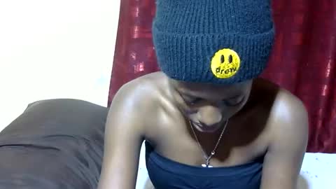 Snapshot of pretty_ebby chatting on 02-11-26, 06:35 pretty_ebby online show from 02-11-26, 06:35