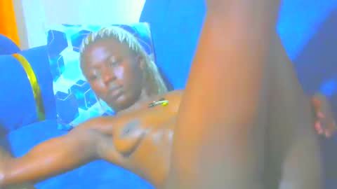 riri online show from 02-10-25, 12:41