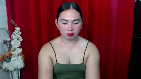 Snapshot of pretty_elennah21 chatting on 04-06-26, 02:09 elennah online show from 04-06-26, 02:09