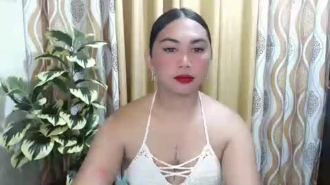 Snapshot of pretty_elennah21 chatting on 05-26-26, 06:09 elennah online show from 05-26-26, 06:09