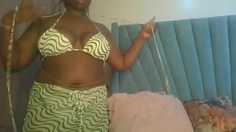 pretty_fel online show from 11-09-25, 02:26