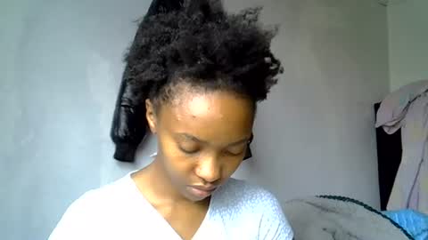Snapshot of pretty_jazminee chatting on 06-17-26, 09:56 pretty jazminee online show from 06-17-26, 09:56