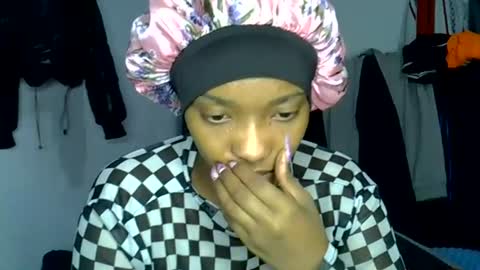 Snapshot of pretty_jazminee chatting on 06-28-26, 05:19 pretty jazminee online show from 06-28-26, 05:19