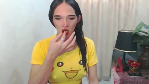 Snapshot of pretty_lady_kitty chatting on 03-09-26, 02:26 pretty_lady_kitty online show from 03-09-26, 02:26