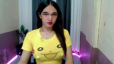pretty_lady_kitty online show from 04-22-26, 05:43
