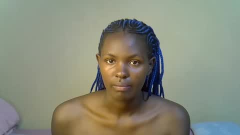 Snapshot of pretty_liny chatting on 10-13-25, 11:43 pretty_liny online show from 10-13-25, 11:43