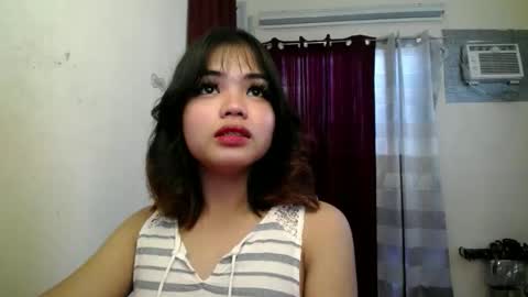 Snapshot of pretty_little_baby18 chatting on 06-09-26, 06:03 Venus online show from 06-09-26, 06:03