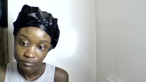 pretty luv1 online show from 07-23-26, 12:14