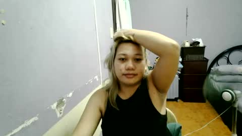 pretty_lyn08 online show from 07-15-26, 06:13