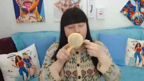 pretty_malika online show from 04-18-26, 06:50