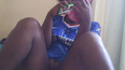 pretty_melan online show from 07-31-26, 08:25