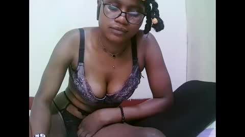 Snapshot of pretty_mellan chatting on 01-21-25, 11:45 pretty_mellan online show from 01-21-25, 11:45