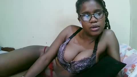 Snapshot of pretty_mellan chatting on 03-06-25, 07:03 pretty_mellan online show from 03-06-25, 07:03