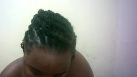 pretty_milan online show from 06-13-26, 12:58