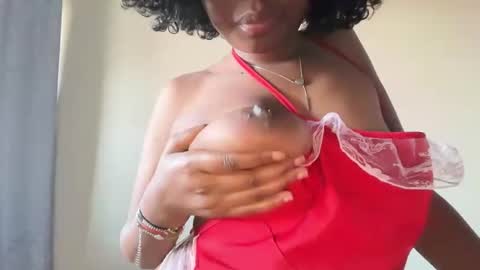 Snapshot of pretty_peaches chatting on 01-09-26, 03:26 Pretty peaches online show from 01-09-26, 03:26