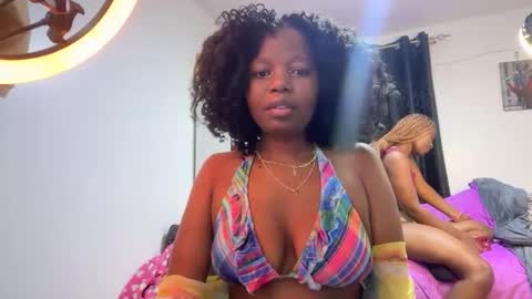 Snapshot of pretty_peaches chatting on 03-08-26, 11:19 Pretty peaches online show from 03-08-26, 11:19