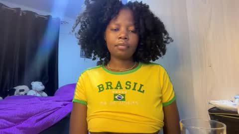 Snapshot of pretty_peaches chatting on 03-10-26, 01:21 Pretty peaches online show from 03-10-26, 01:21