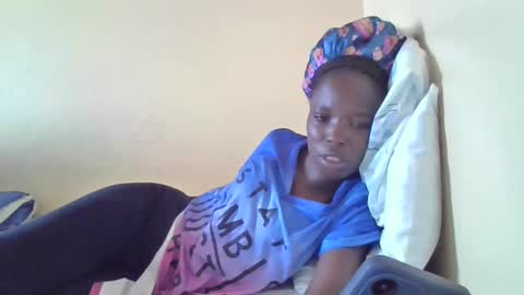 Snapshot of pretty_petite_ebony chatting on 02-09-25, 11:04 pretty_petite_ebony online show from 02-09-25, 11:04