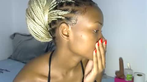 Pretty doll online show from 11-27-25, 09:44