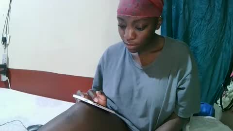 pretty_tiffany1 online show from 04-09-26, 06:19