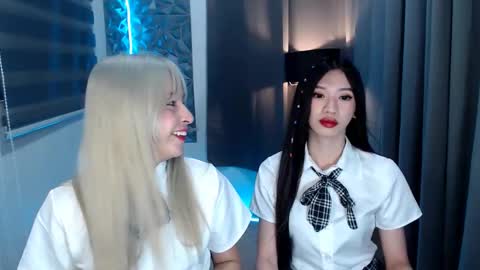 Snapshot of prettyallison_29 chatting on 02-02-25, 07:30 prettyallison_29 online show from 02-02-25, 07:30