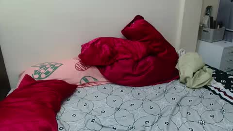 PrettyAsian098 online show from 10-31-25, 03:07