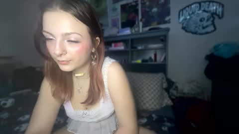 Snapshot of prettybabystacy chatting on 02-14-26, 11:23 stacy online show from 02-14-26, 11:23